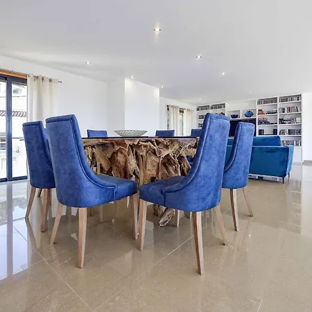 Vista Insua Villa *